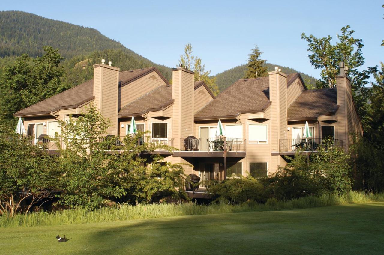 Whispering Woods Resort Welches Exteriör bild