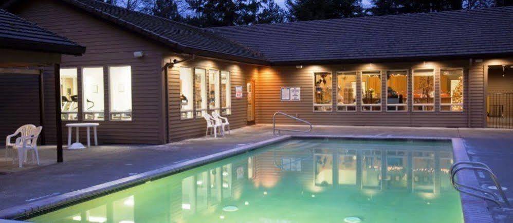 Whispering Woods Resort Welches Exteriör bild